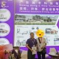 展会第二天恭喜同事现场签单